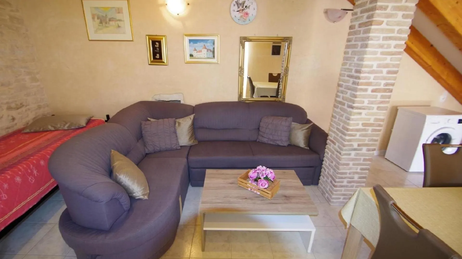 Ferienhaus In Kavran Mit Terrasse Und Grill Croatia